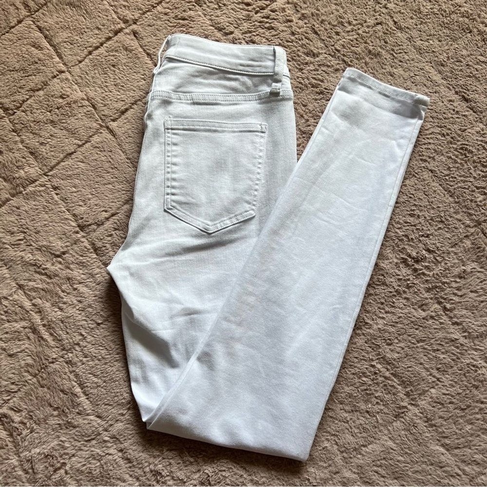 NWT‎ Pistola Cotton Blend Distressed Jeans Preppy Minimalist Capsule Size 28